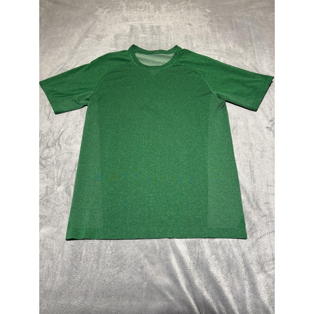 Lululemon Shirt Mens Small Green Short Sleeve Athletic Lightweight Running Gym